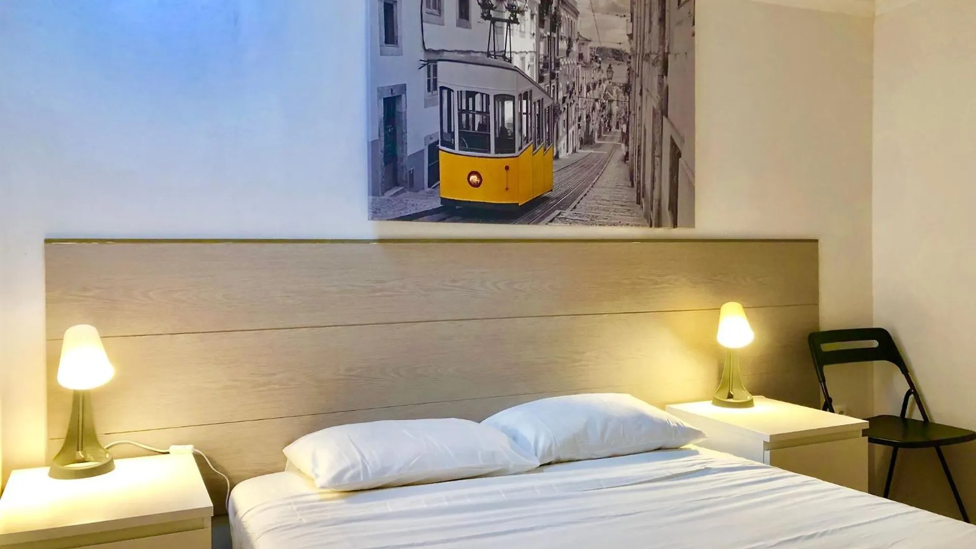 Room In Guest Room - 6Lisbon Downtown Private Bedroom Portugalsko